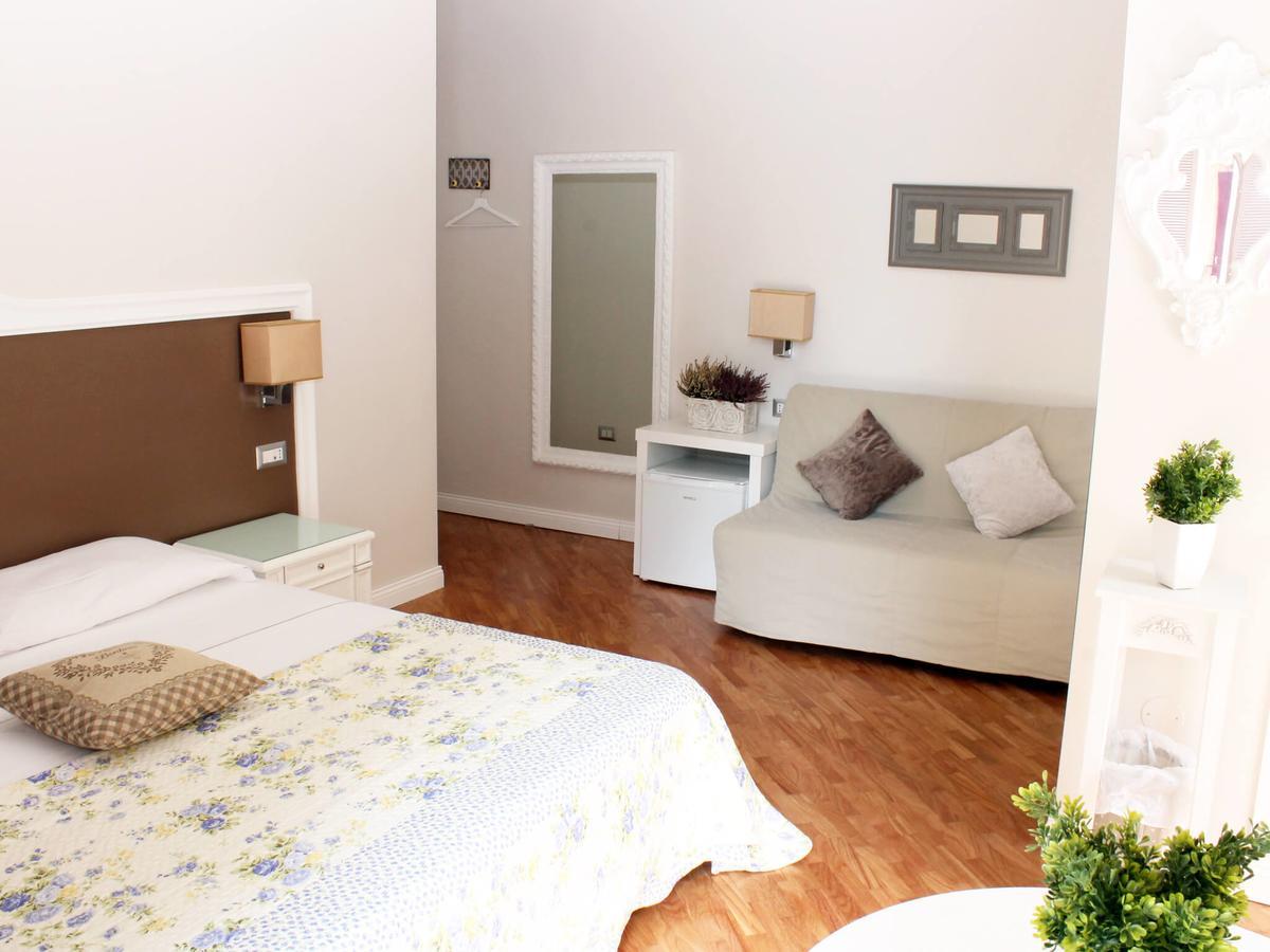 Couette-café Grand Tour 4rooms 2*